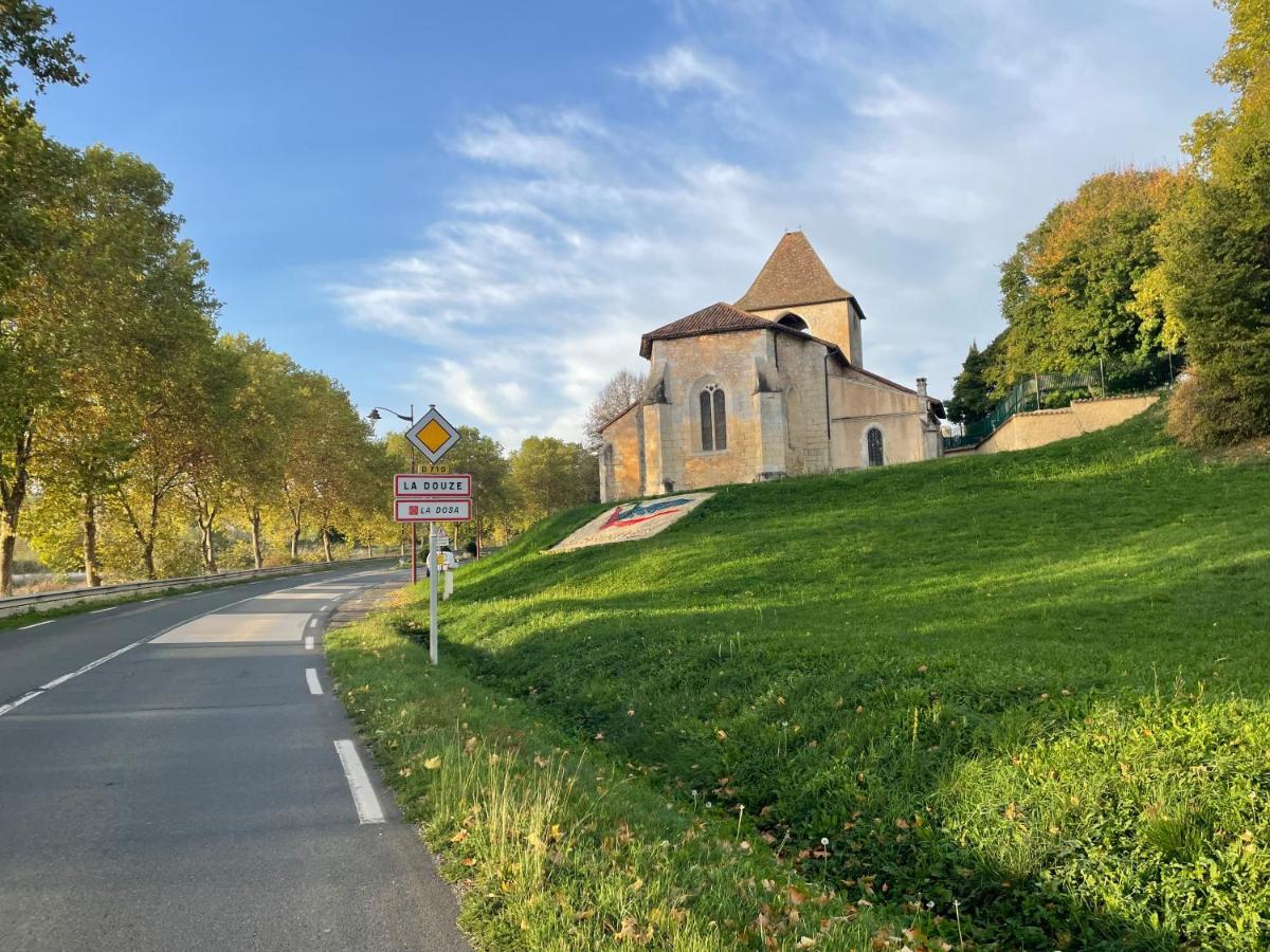 Gite Des Petites Fayes Sud La Douze Exterior foto