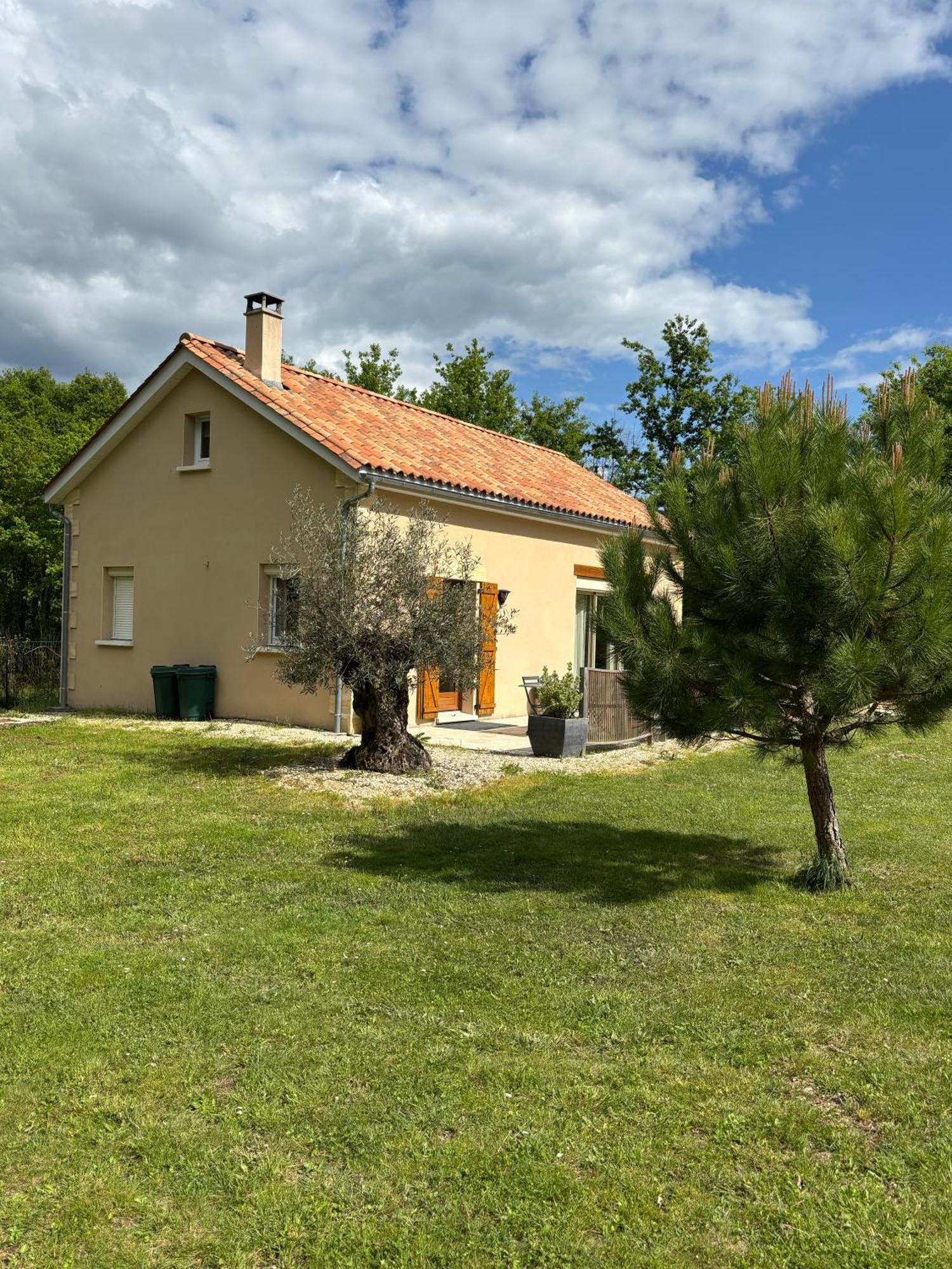 Gite Des Petites Fayes Sud La Douze Exterior foto
